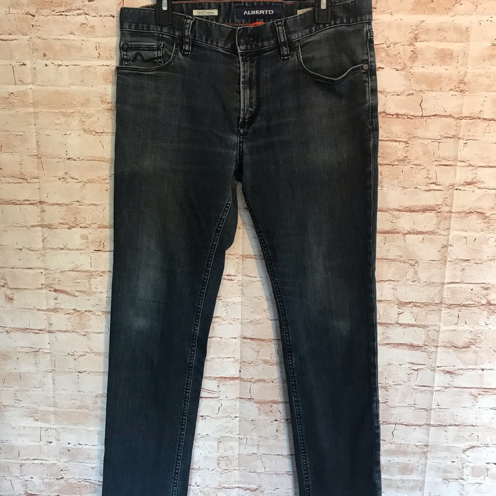 Alberto regular slim fit pipe jeans German designer size 33/32